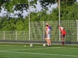 Training van S.K.N.W.K. JO19-1 van donderdag 1 mei 2025 (10/48)